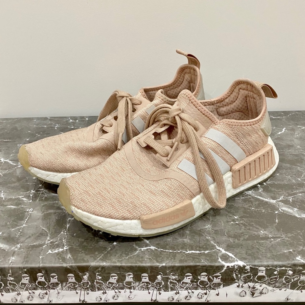Adidas NMD R1 Chalk Pearl in Size 6.5